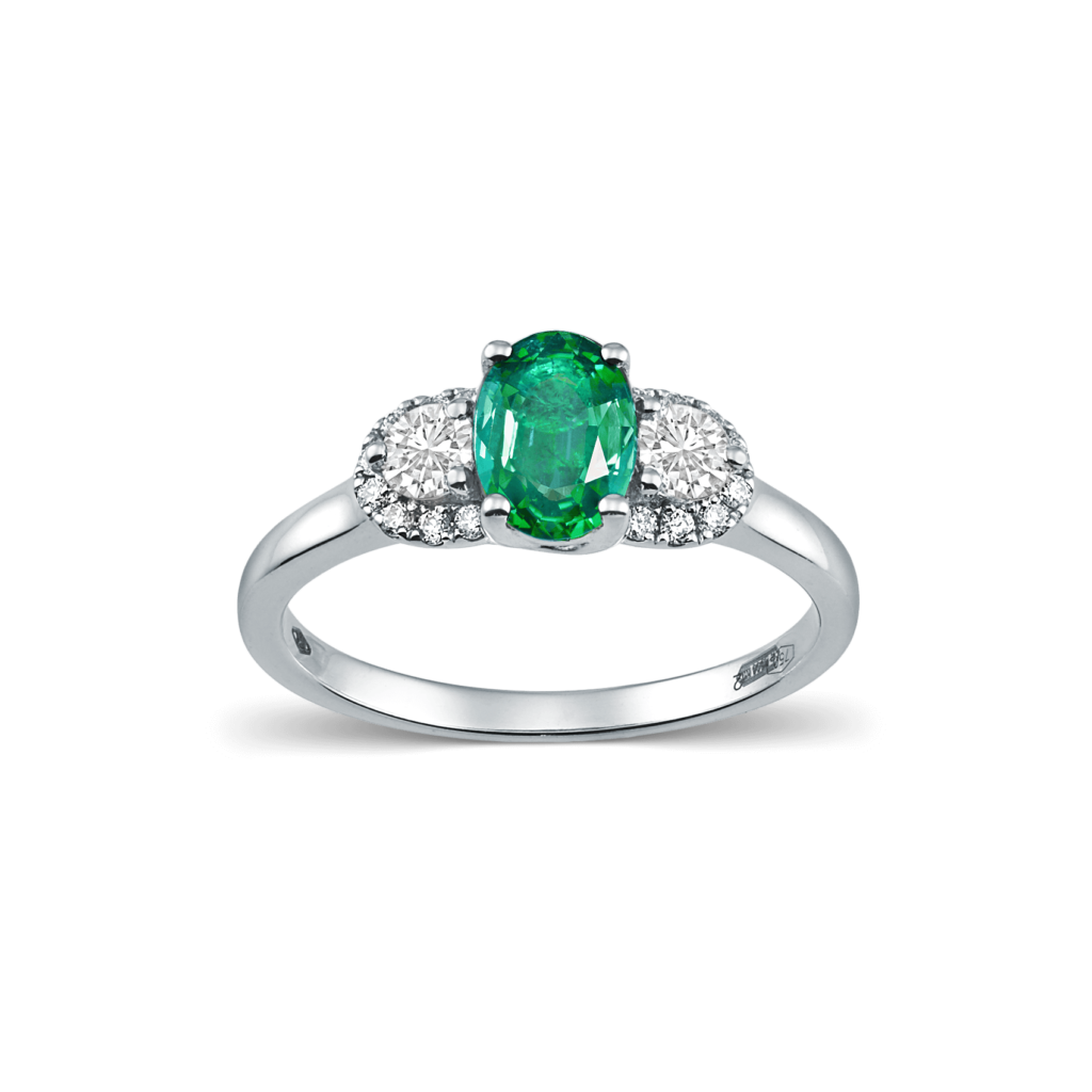 Emerald Ring with Diamonds on the side